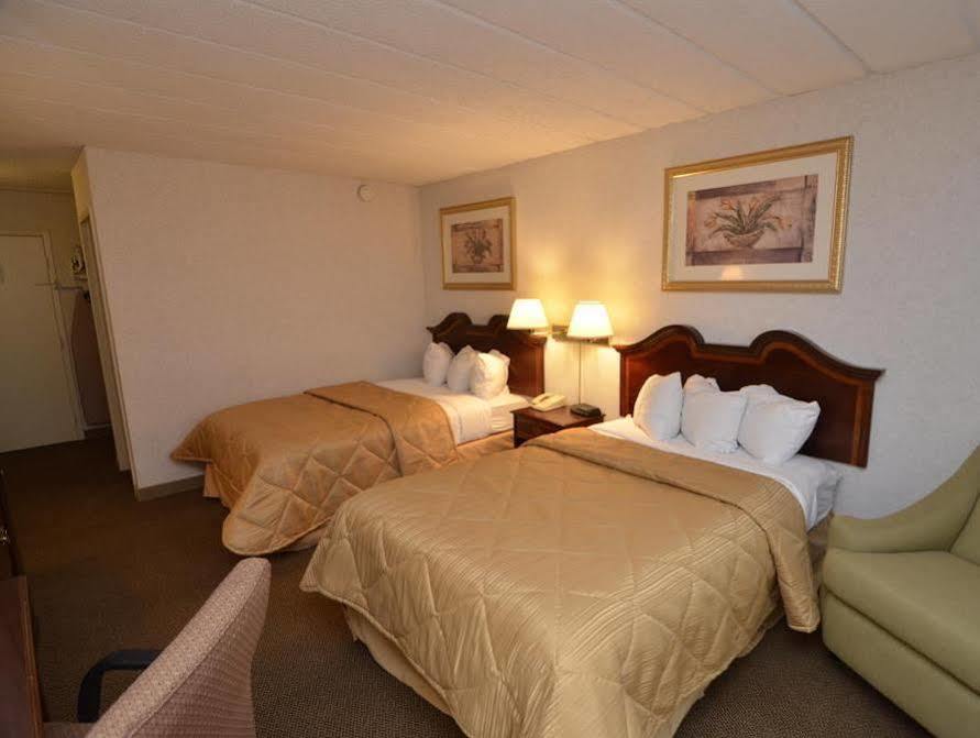 Baymont By Wyndham Milesburg Hotel Kültér fotó